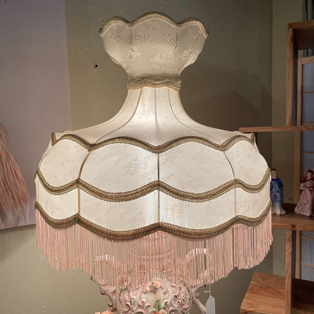 Italian Capodimonte Pink Cherub Table Lamp – Ballard Consignment