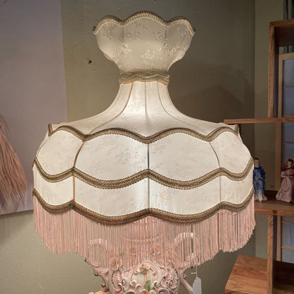 Italian Capodimonte Pink Cherub Table Lamp LAMPS