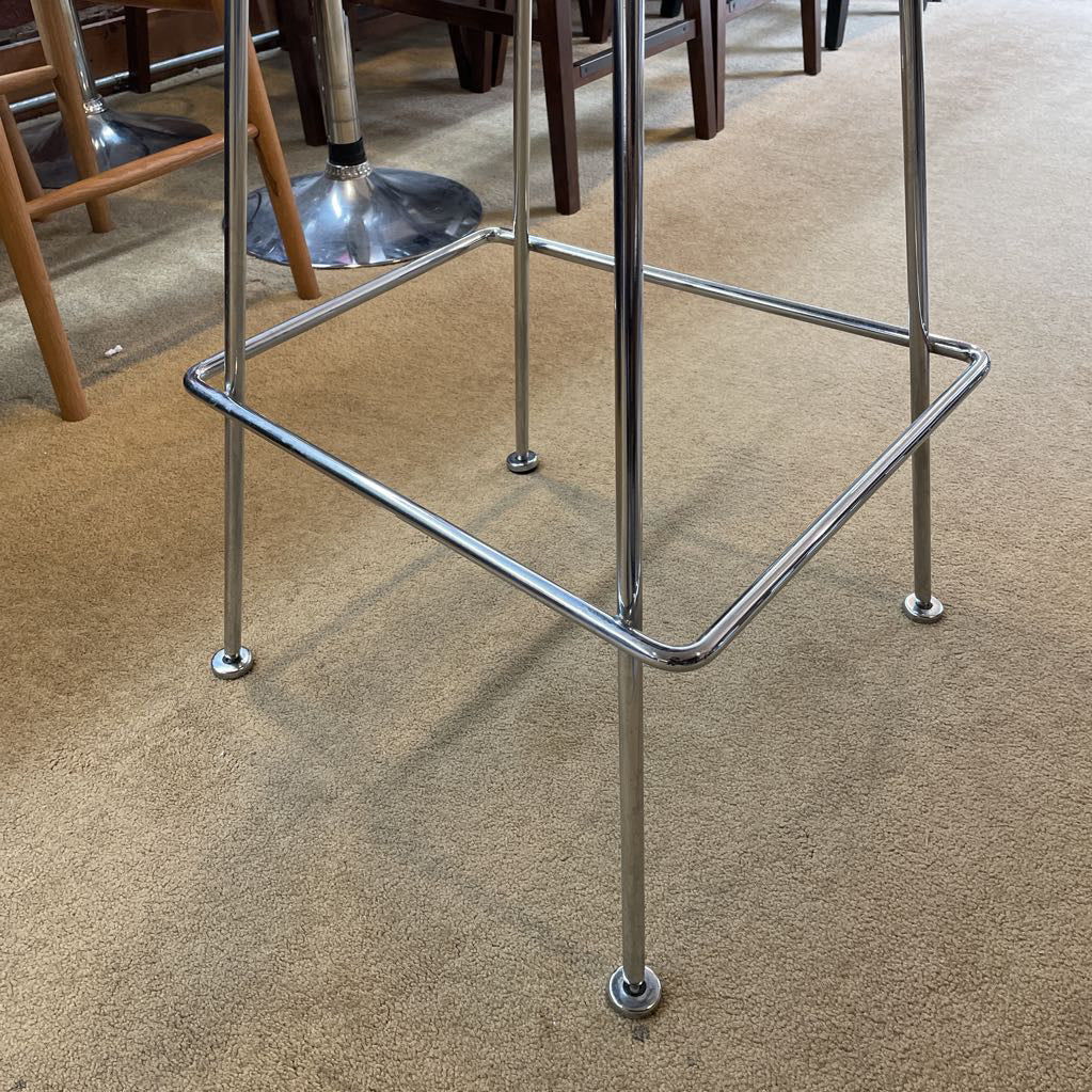 KNOLL Bertoia Wire Frame Stool