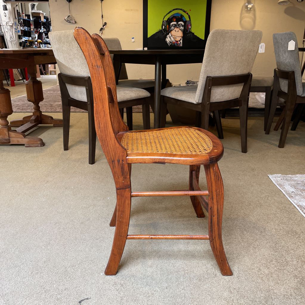 Rattan Seat Vintage Scalloped Ladder Back Dining Chairs SET of 4 C DINING CHAIRS