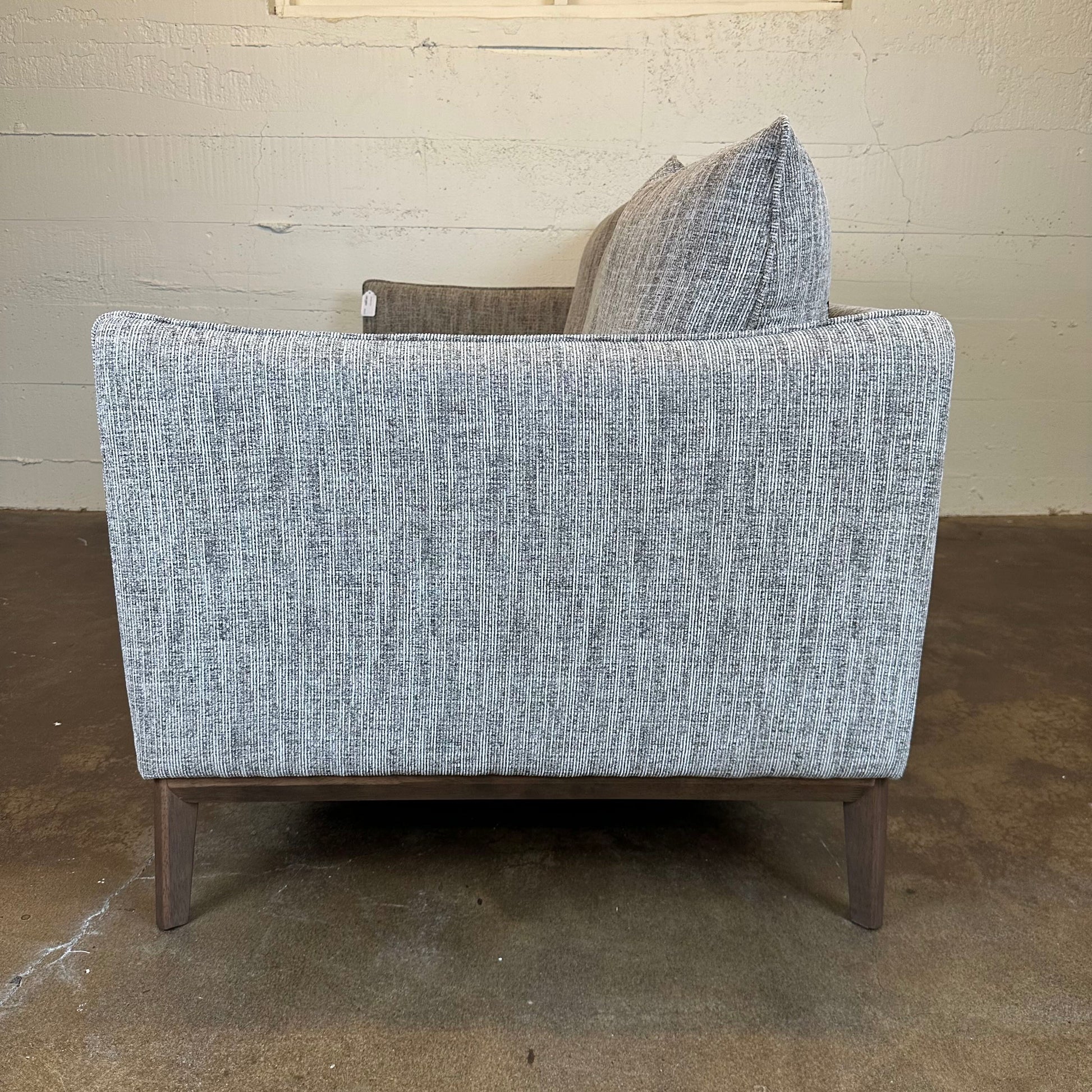 Lithia Brown Sofa U SOFAS