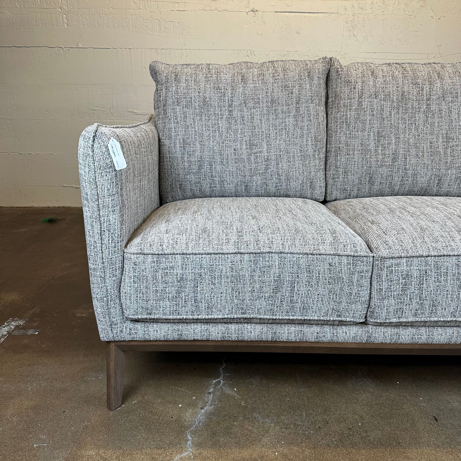 Lithia Brown Sofa U SOFAS
