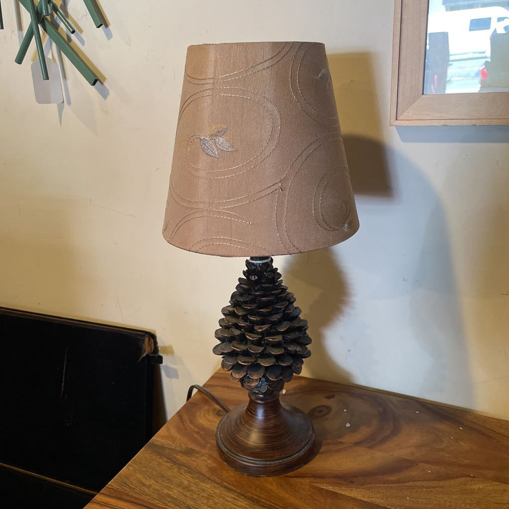 Pine Cone Lamp LAMPS