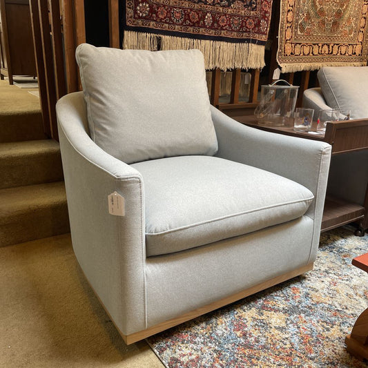 Puelo Dove Grey Swivel Chair U ACCENT CHAIRS
