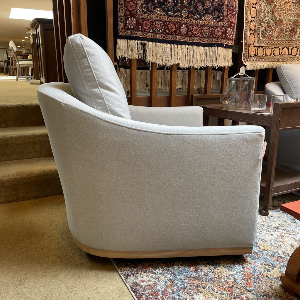 Puelo Dove Grey Swivel Chair U ACCENT CHAIRS