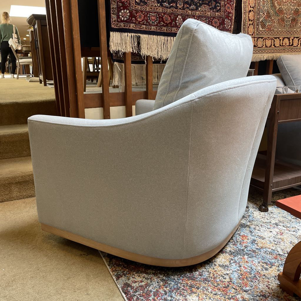 Puelo Dove Grey Swivel Chair U ACCENT CHAIRS