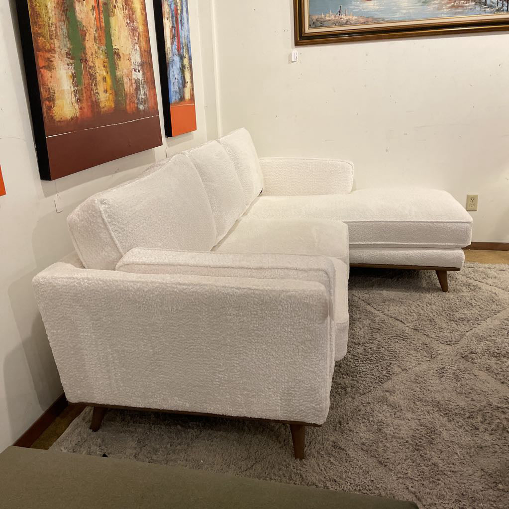 Ivory RAF Chaise Sect U SECTIONALS RAF