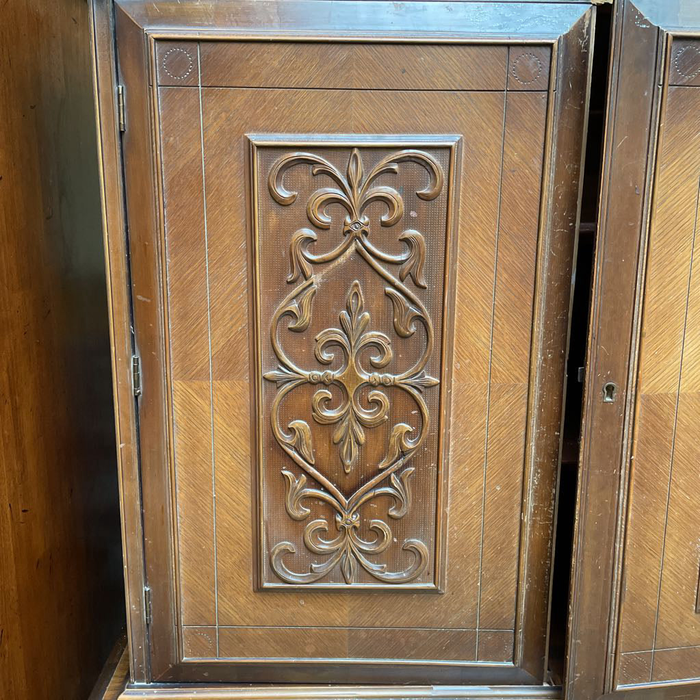 Antique Edwardian Ornate Wardrobe w 2 Doors C BOOKSHELVES