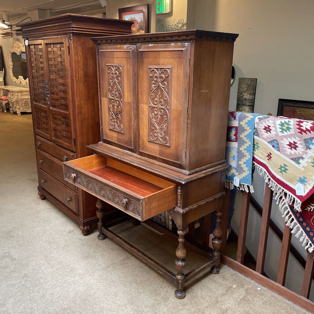 Antique Edwardian Ornate Wardrobe w 2 Doors C BOOKSHELVES