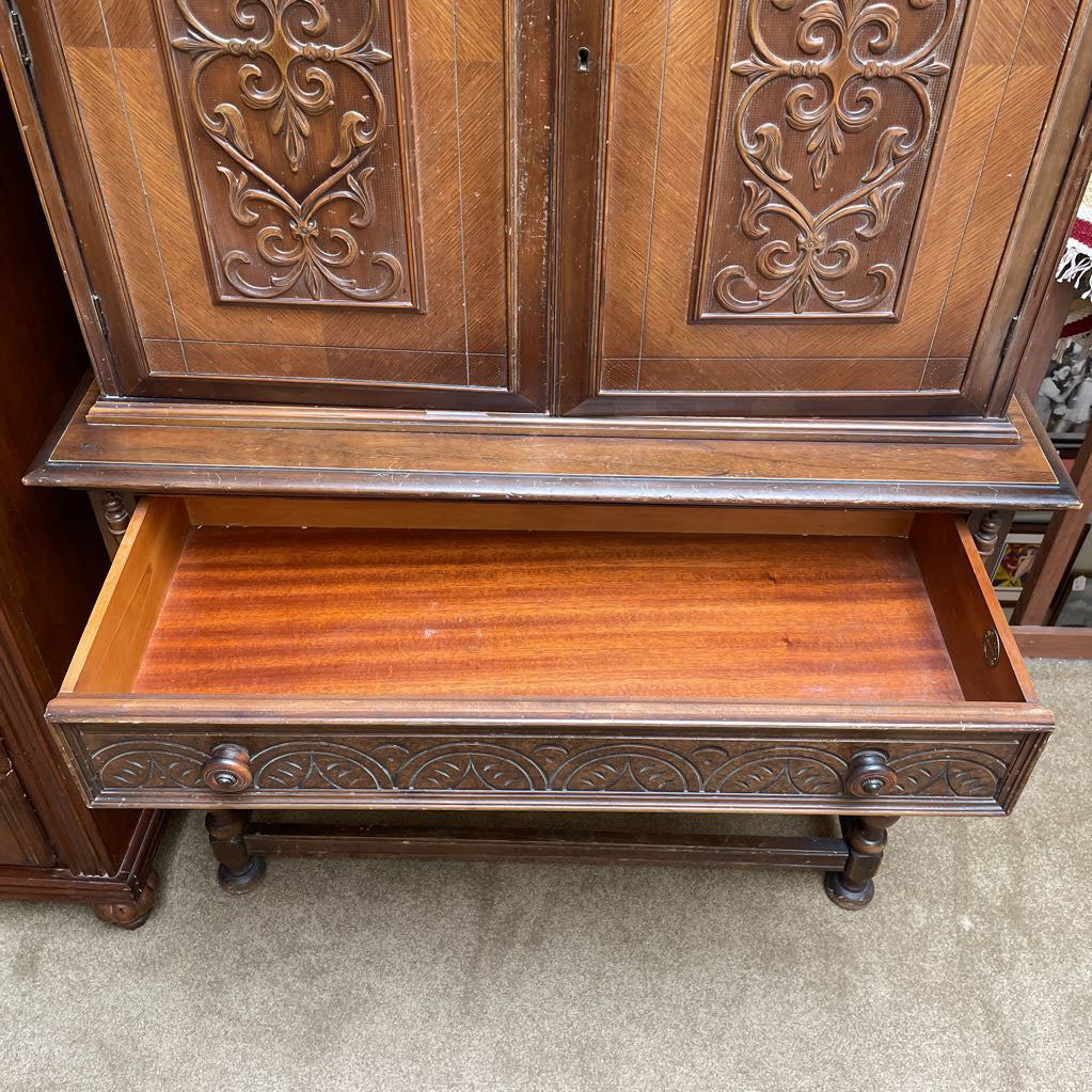 Antique Edwardian Ornate Wardrobe w 2 Doors C BOOKSHELVES