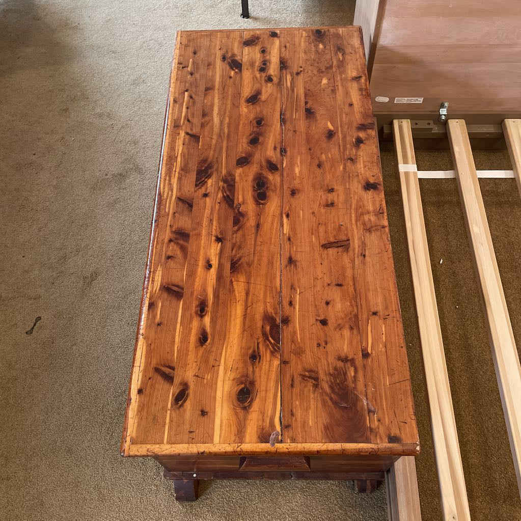 Red Cedar High Lacquer Trunk