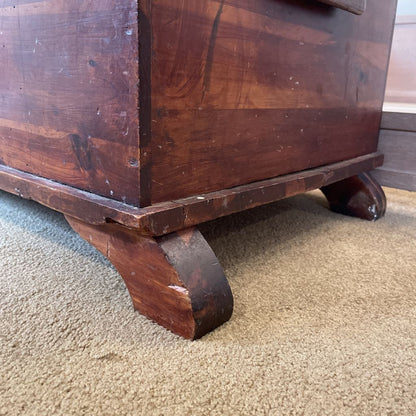 Red Cedar High Lacquer Trunk