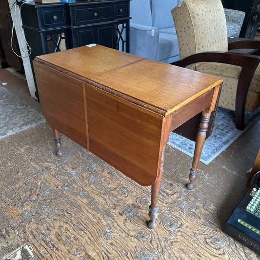 Antique Drop Leaf Occasional Table C DINING TABLES