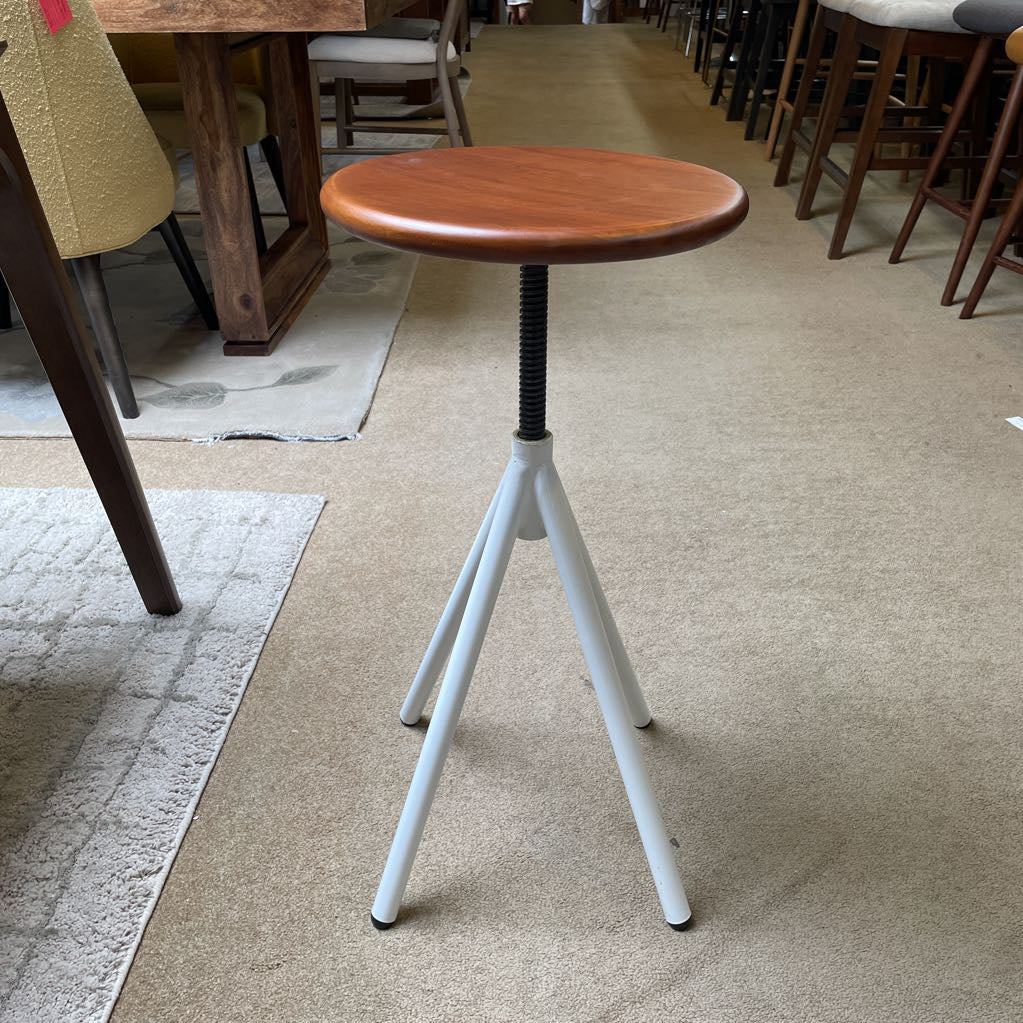 White Metal Leg Adjustable Stool C STOOLS