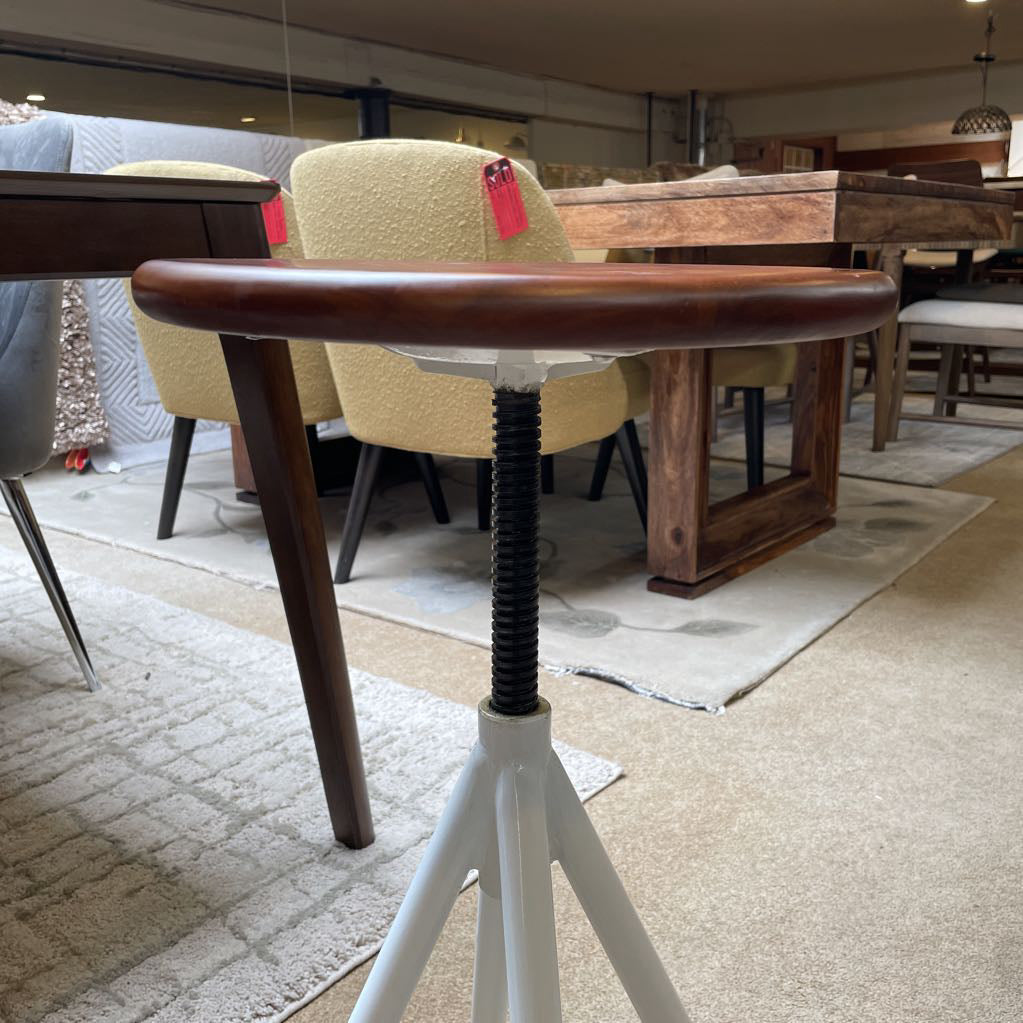 White Metal Leg Adjustable Stool C STOOLS