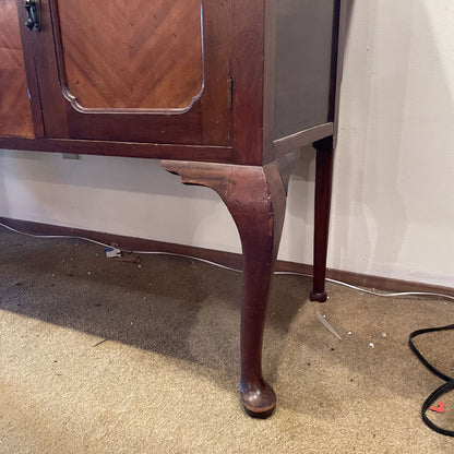 Bookmatched Front 2 Drawer 2 Door w/Mirror Cabriole Legs C SIDEBOARDS