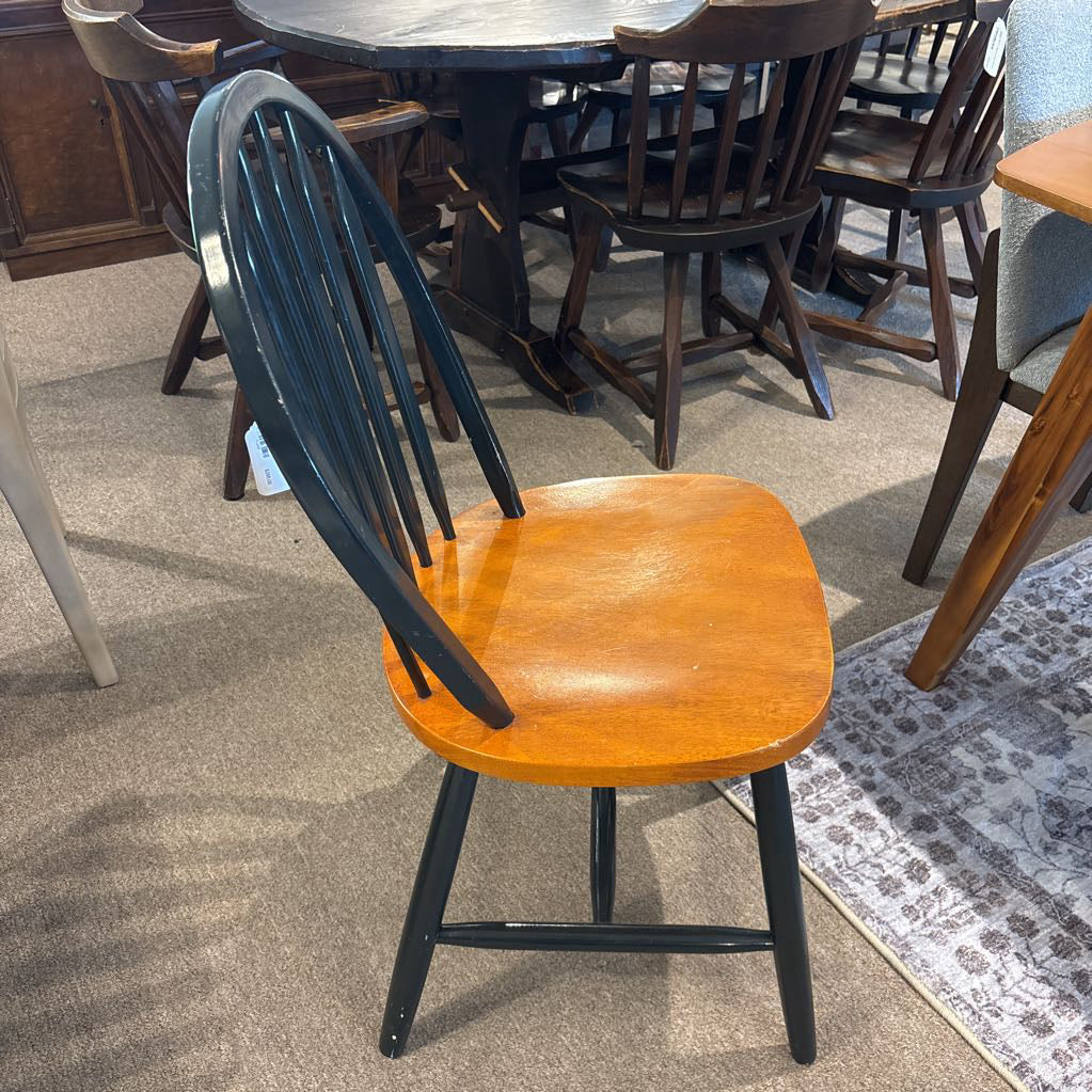 Classic Solid Wood Spindle Back Dining Chair (Set of 6)