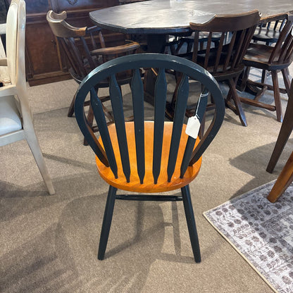 Classic Solid Wood Spindle Back Dining Chair (Set of 6)