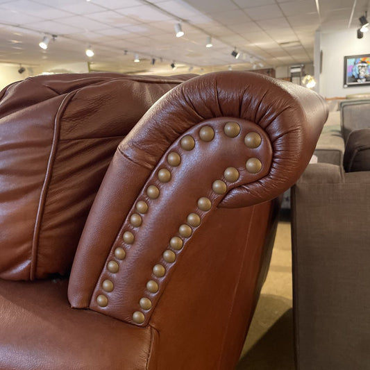 Rolled Arm 2 Seat Loveseat w/ Decorative Tacks