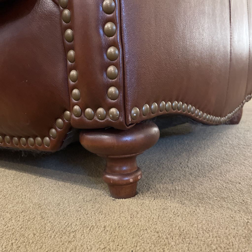 Rolled Arm 2 Seat Loveseat w/ Decorative Tacks