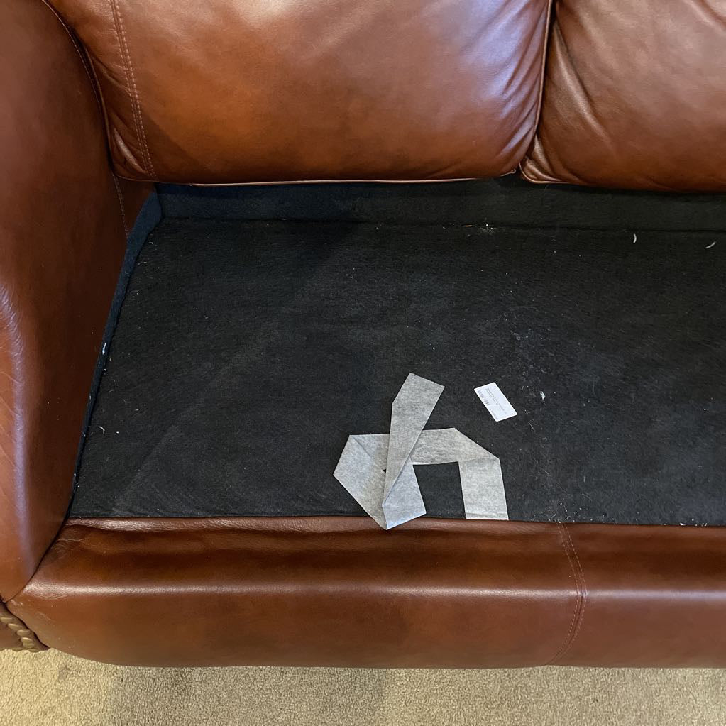 Rolled Arm 2 Seat Loveseat w/ Decorative Tacks