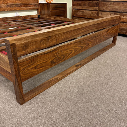 Deighton King Bed