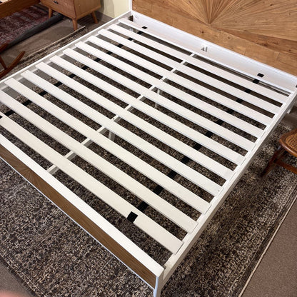 White Pattern Front King Bed