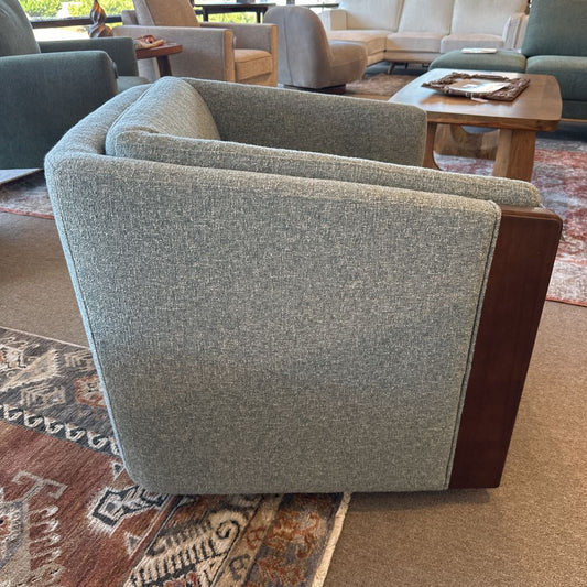Mirim Seaglass Accent Chair U ACCENT CHAIRS