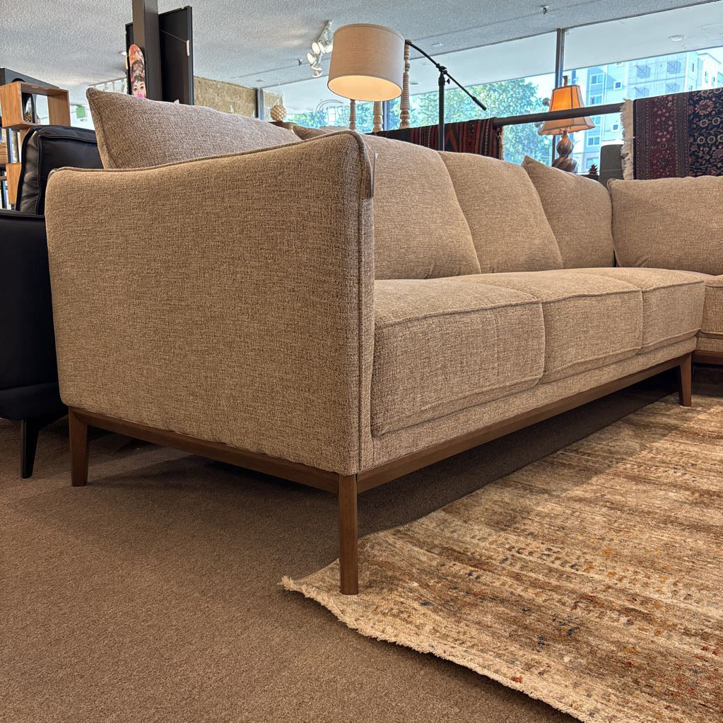 Lithia Flaxen RAF Sectional