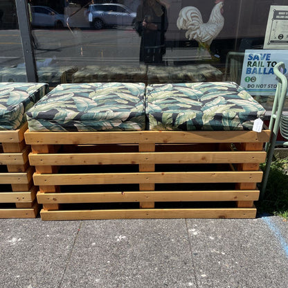 Pine Slat Outdoor Bench with Palm Fabric C DINING BENCHES