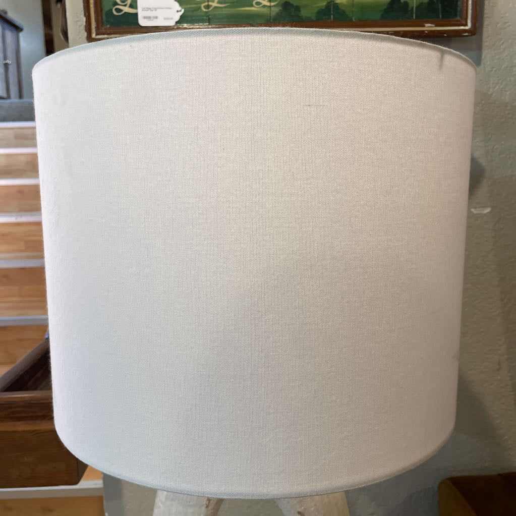 White Sculptrual Table Lamp