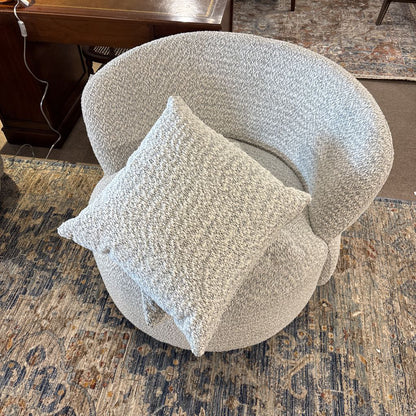 Paron Shadow Accent Chair U ACCENT CHAIRS