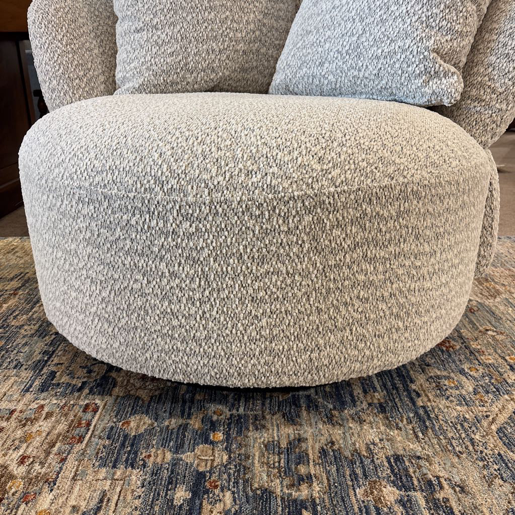 Paron Shadow Accent Chair U ACCENT CHAIRS
