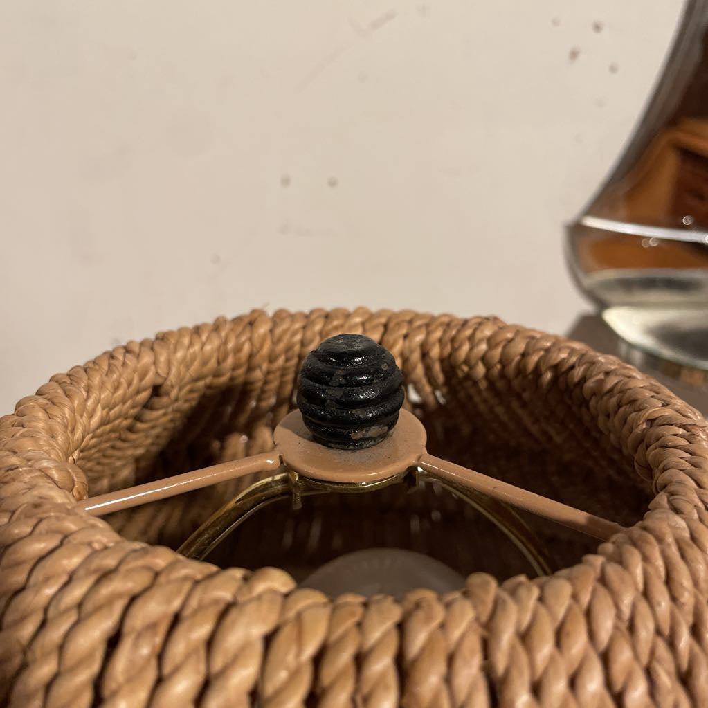 Round Dark Brown Grooved Base Lamp with Wide Woven Shade LAMPS