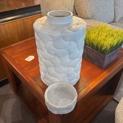 Seashell Motif Jar