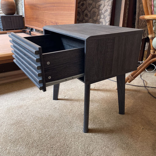 MC Style Grey Wash Slatted Drawer Nightstand