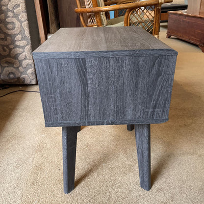 MC Style Grey Wash Slatted Drawer Nightstand