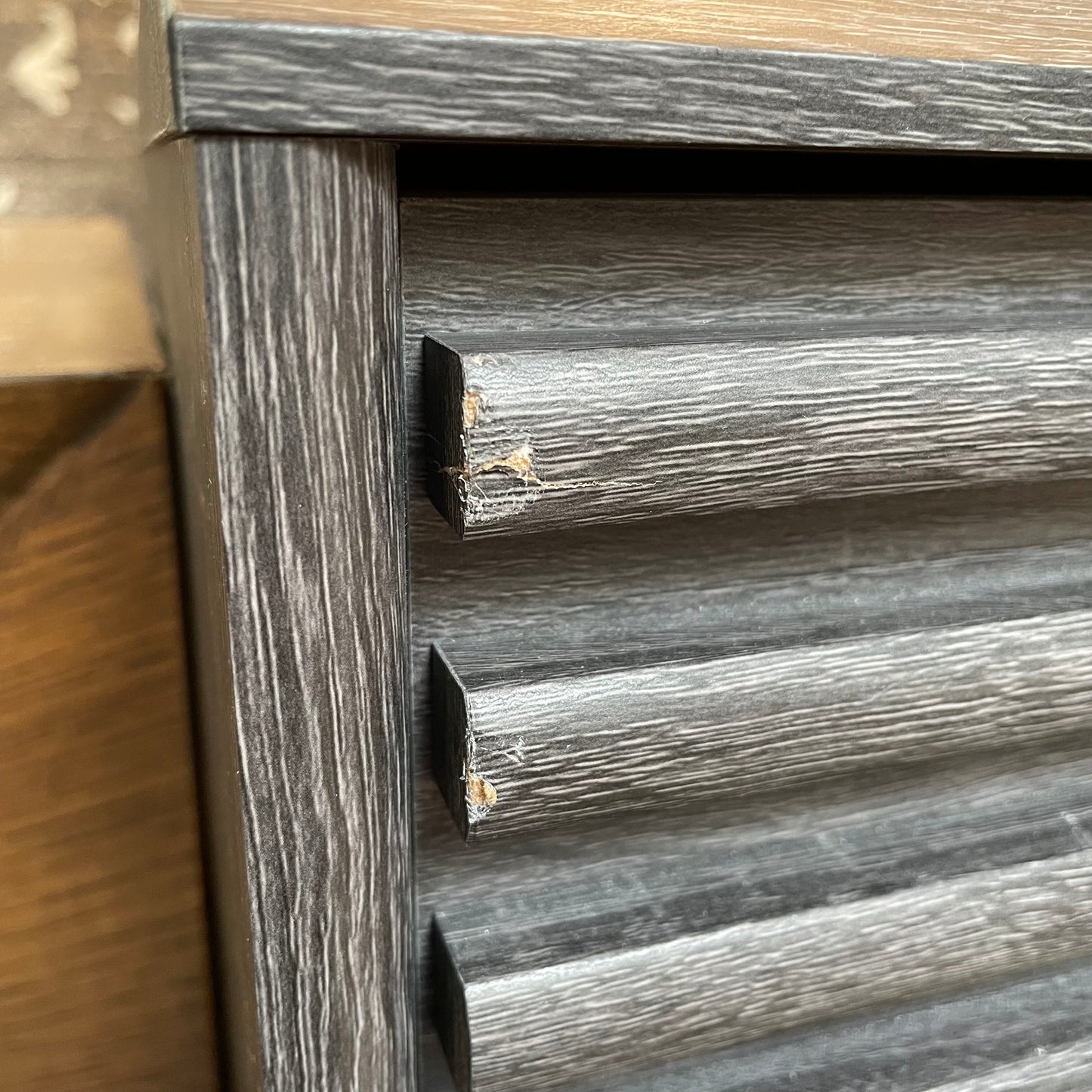 MC Style Grey Wash Slatted Drawer Nightstand
