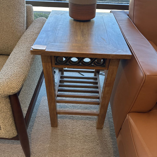 Wood Side Table C SIDE TABLES