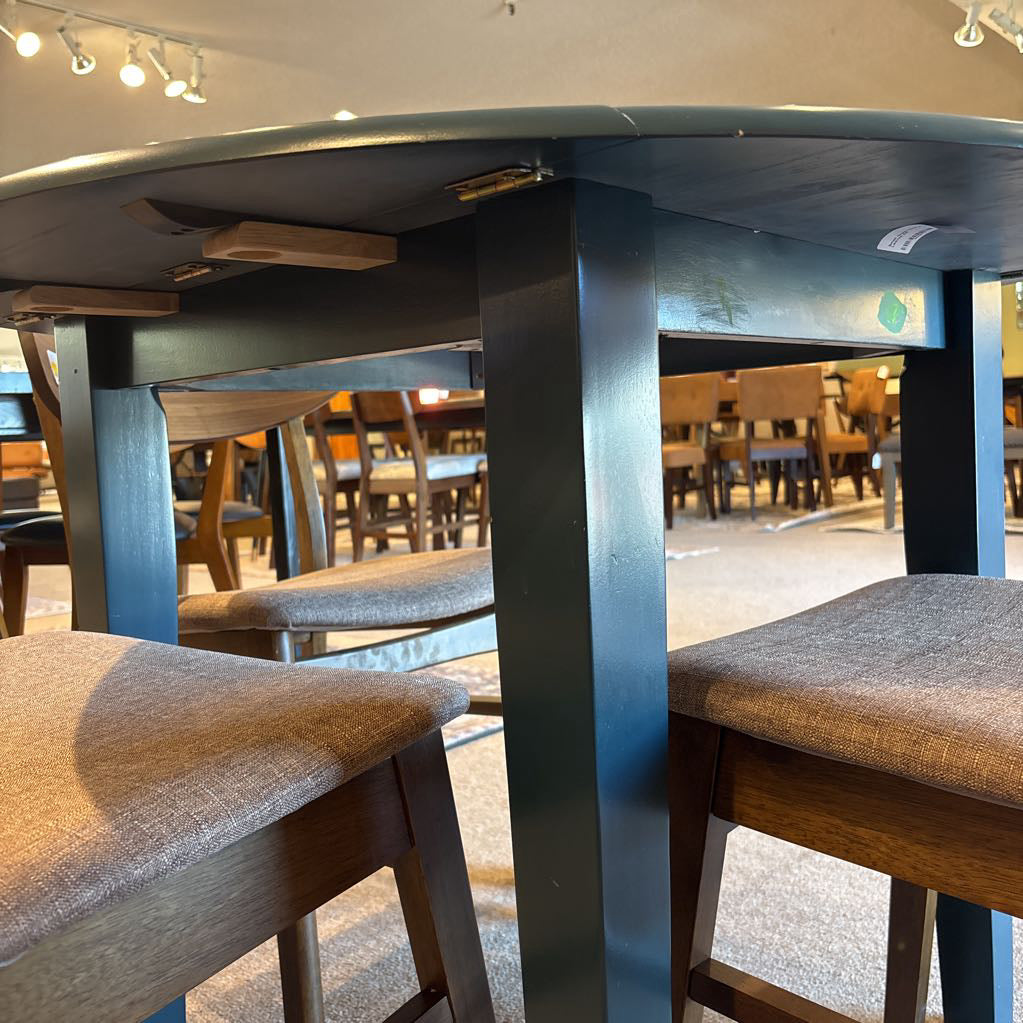 Small Green Dining Table w/ Leaves
