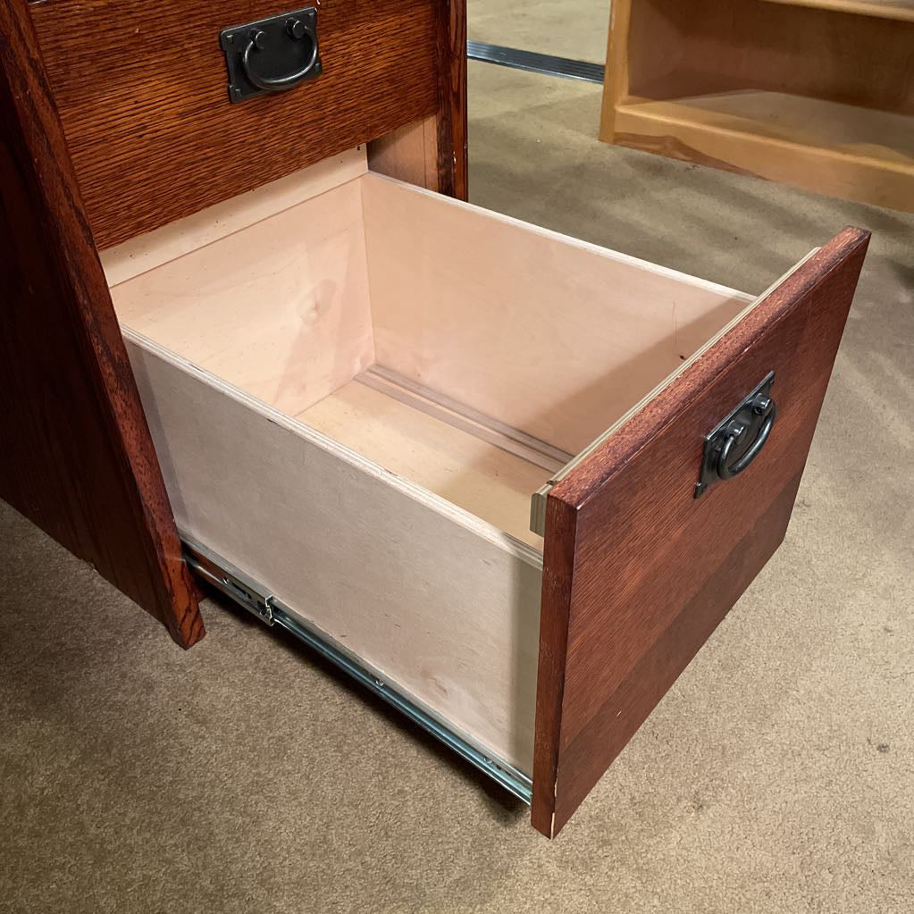 Craftsmen Style 4 Drawer Desk