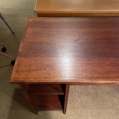 Craftsmen Style 4 Drawer Desk