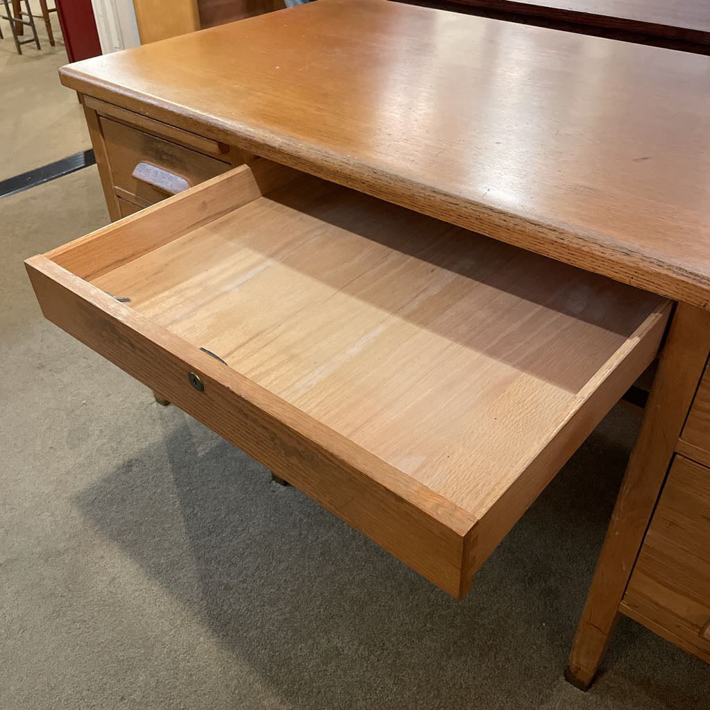 Vintage Oak Arts & Crafts 7 Drawer Desk