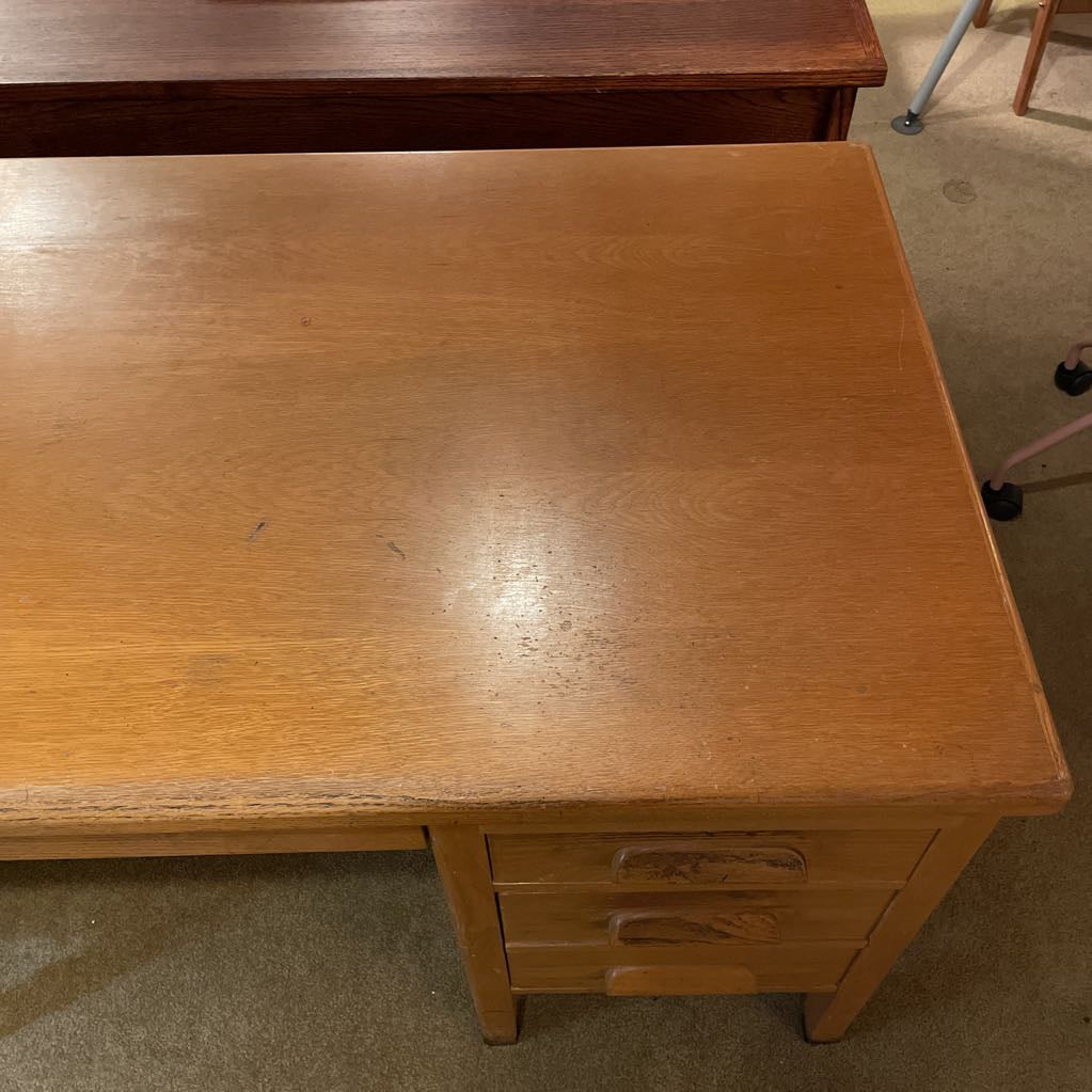 Vintage Oak Arts & Crafts 7 Drawer Desk