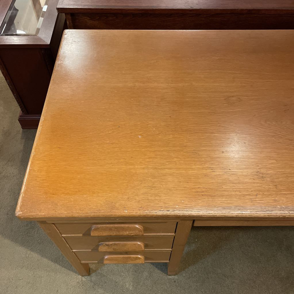 Vintage Oak Arts & Crafts 7 Drawer Desk