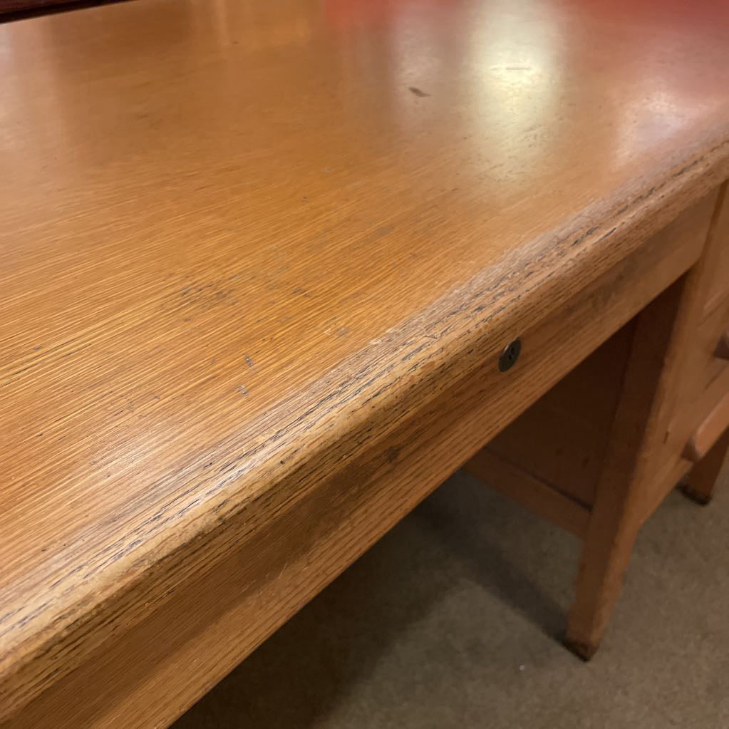 Vintage Oak Arts & Crafts 7 Drawer Desk