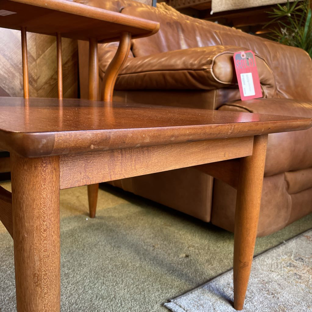 Lane MCM Step Up End Tables w Spindle Detail C SIDE TABLES