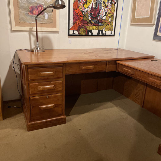 Large Oak Corner Desk C DESKS