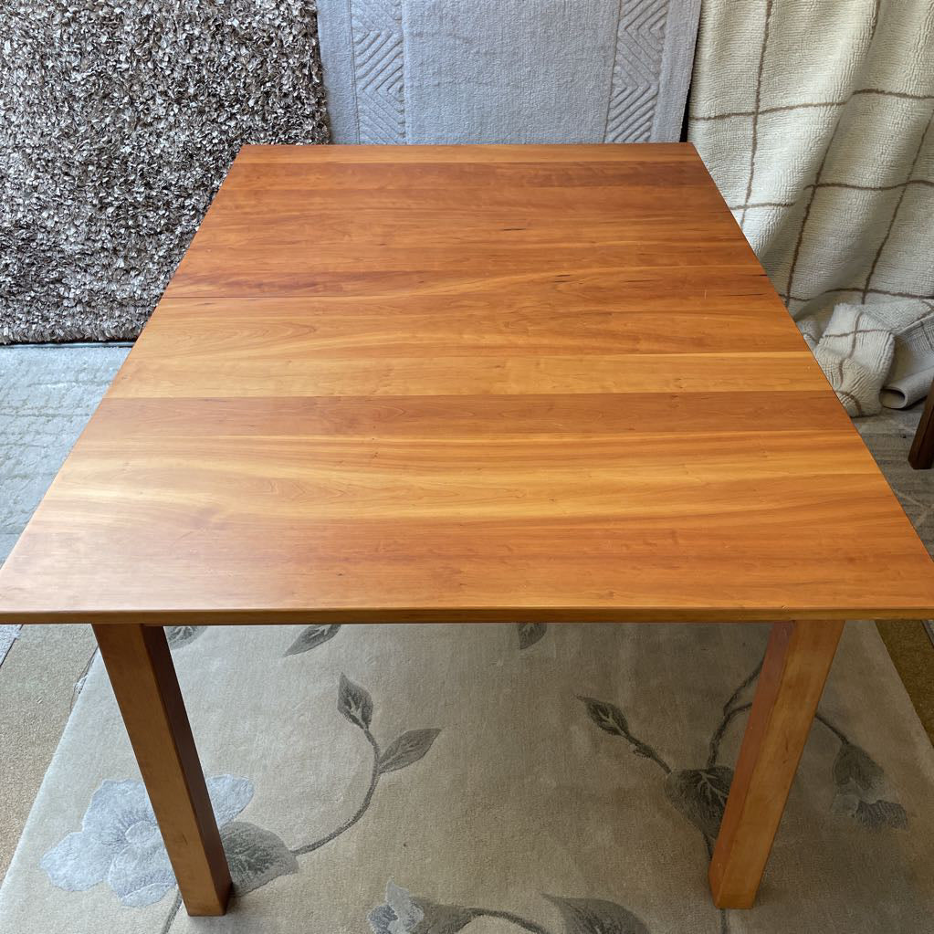 Amana Cherry Expanding Dining Table and Chairs SET C DINING TABLES