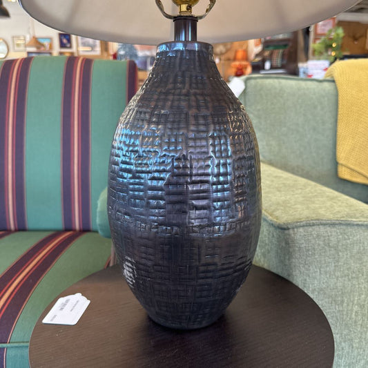 Hammered Oval Base Table Lamp LAMPS